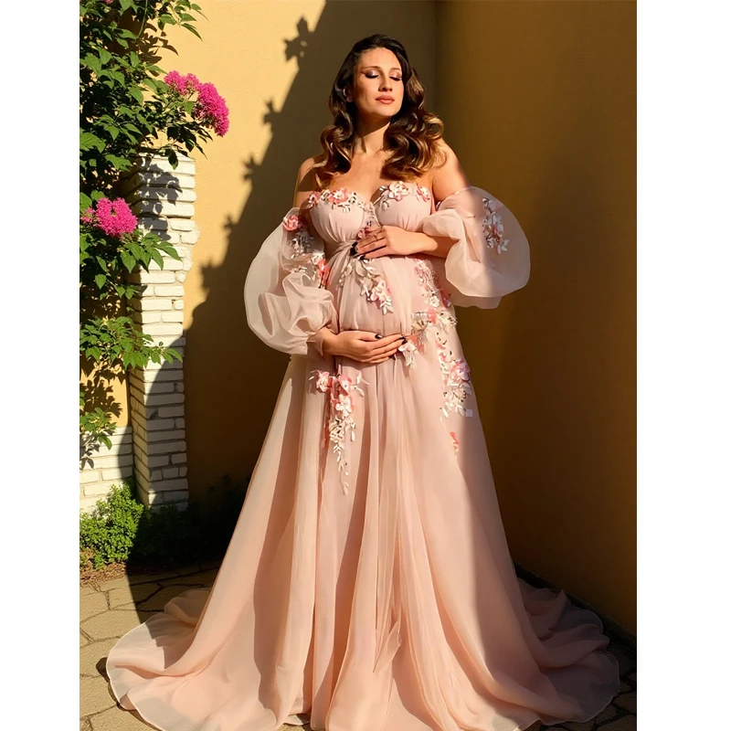 Hand-Finished Maternity Gown - - Embroidery Jersey 评论和价格
